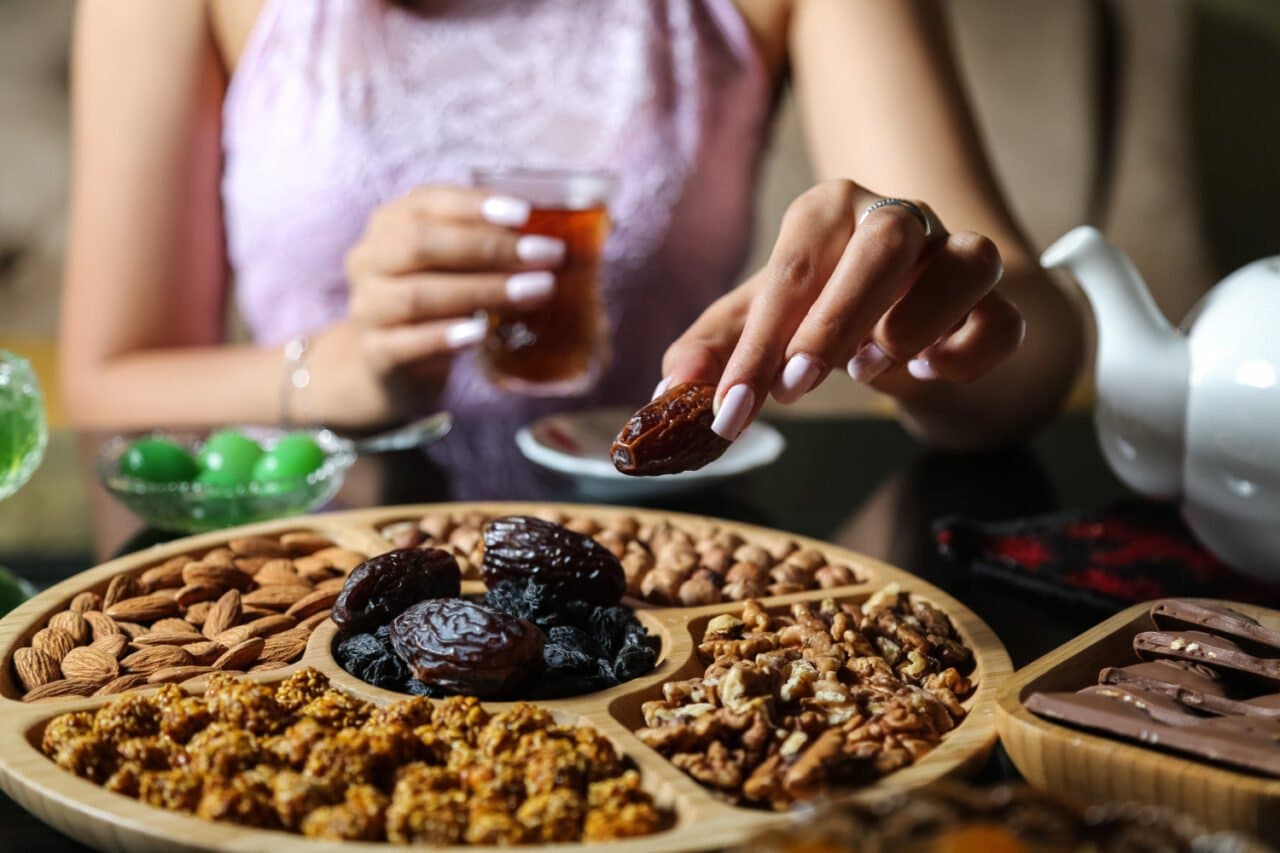 Kurma Bisa Bikin ASI Lebih Banyak? Ini Faktanya