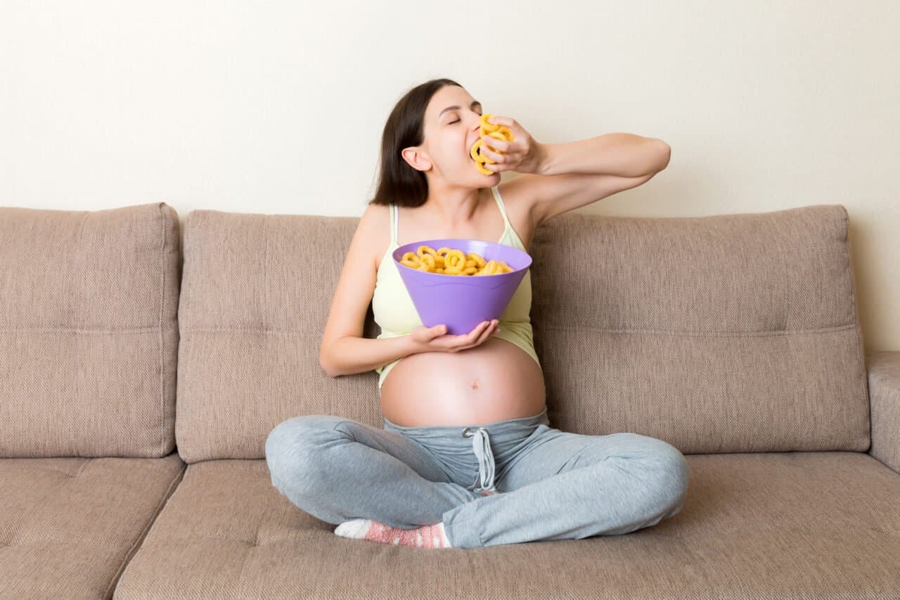 Aroma Makanan Berlemak Saat Hamil Diduga Bisa Picu Obesitas Anak, Benarkah?