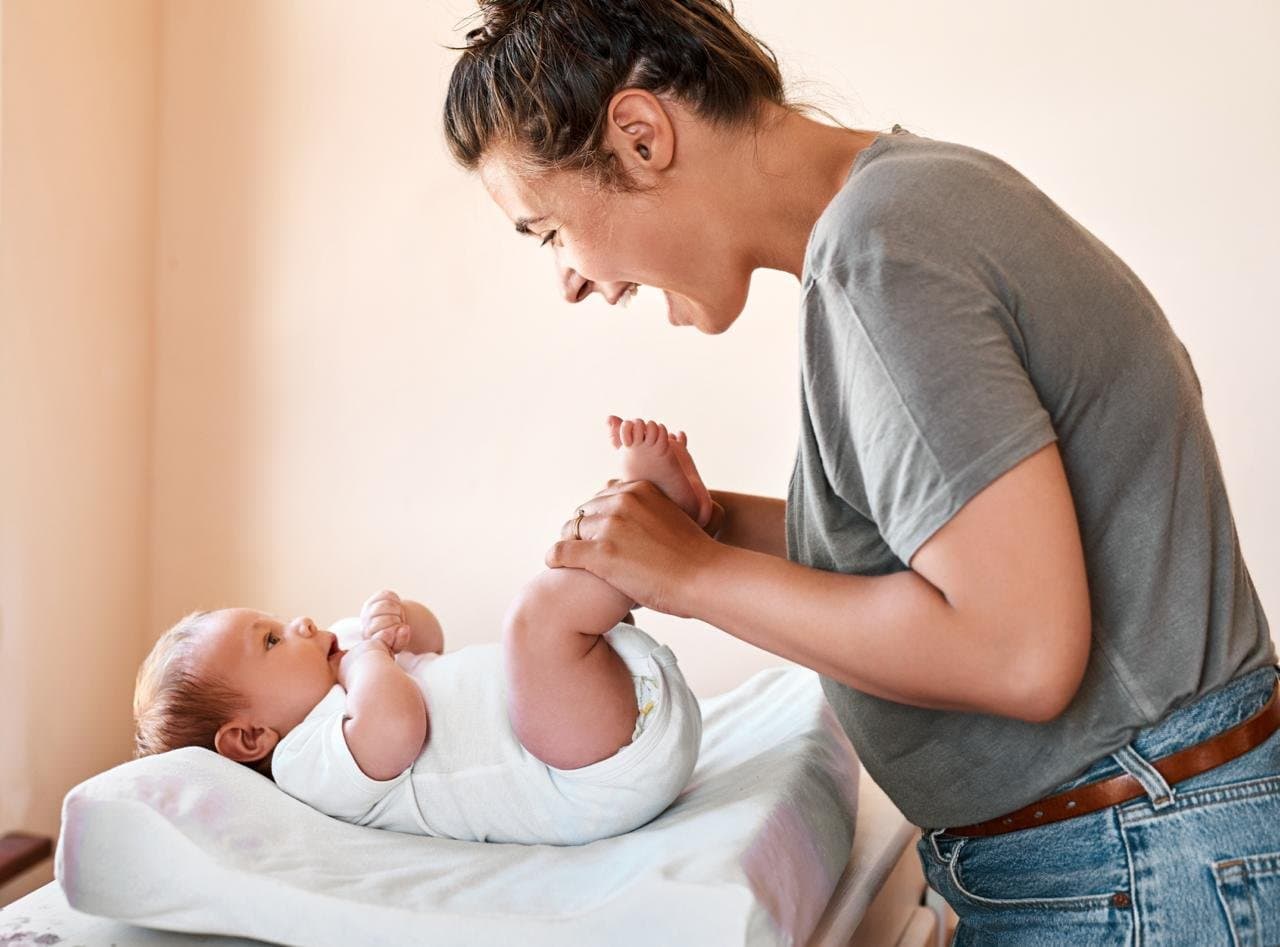 Tisu Basah untuk Ganti Popok Bayi, Aman atau Tidak?