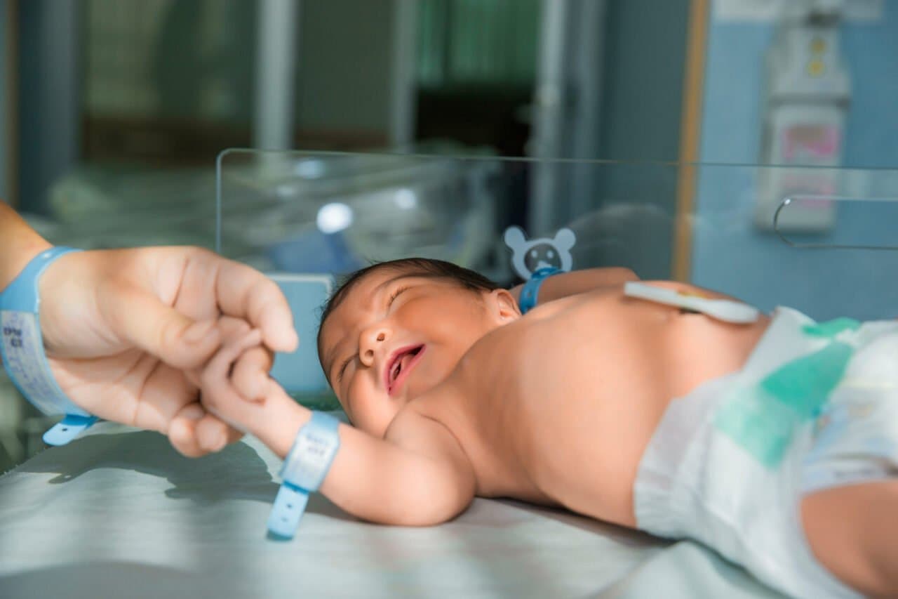 Cara Merawat Tali Pusat Bayi Baru Lahir dengan Benar